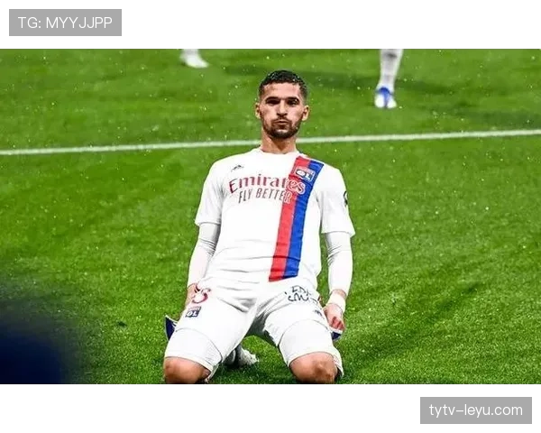 里昂防守稳固，新赛季展现强劲实力引关注