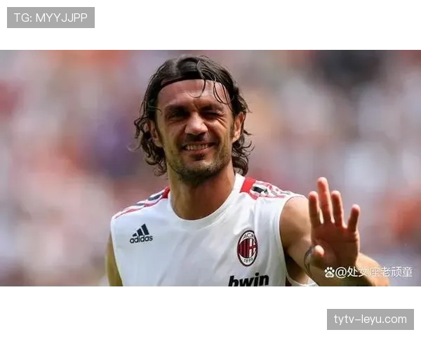 马尔蒂尼足球美学：优雅与智慧如何重塑现代足球