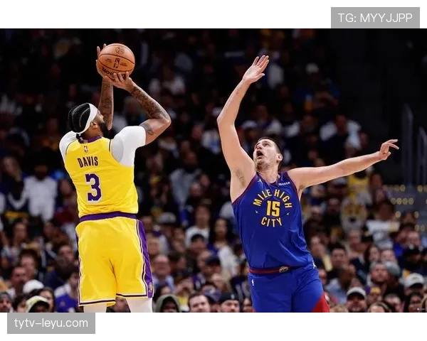 埃文·莫布里挡拆造险提升防守影响力明显拉开内线差距